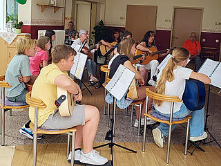 Konzert von Nadar Guitar Ochtendung in St. Martin Ochtendung